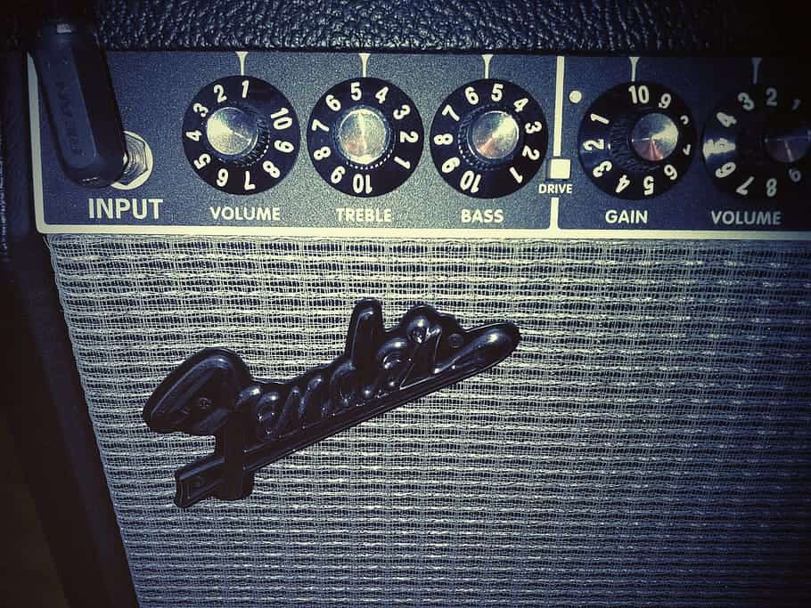 How long can a tube amp stay on