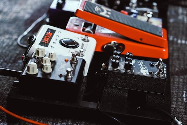 Guitar How to use or more delay pedals together